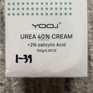 Urea 40% Cream with Salicylic Acid - White